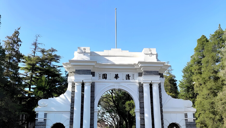 千万别让娃跟狗穿一样的衣服,2025年澳门开码开奖结果,最佳精选解释落实_体验版V14.84
